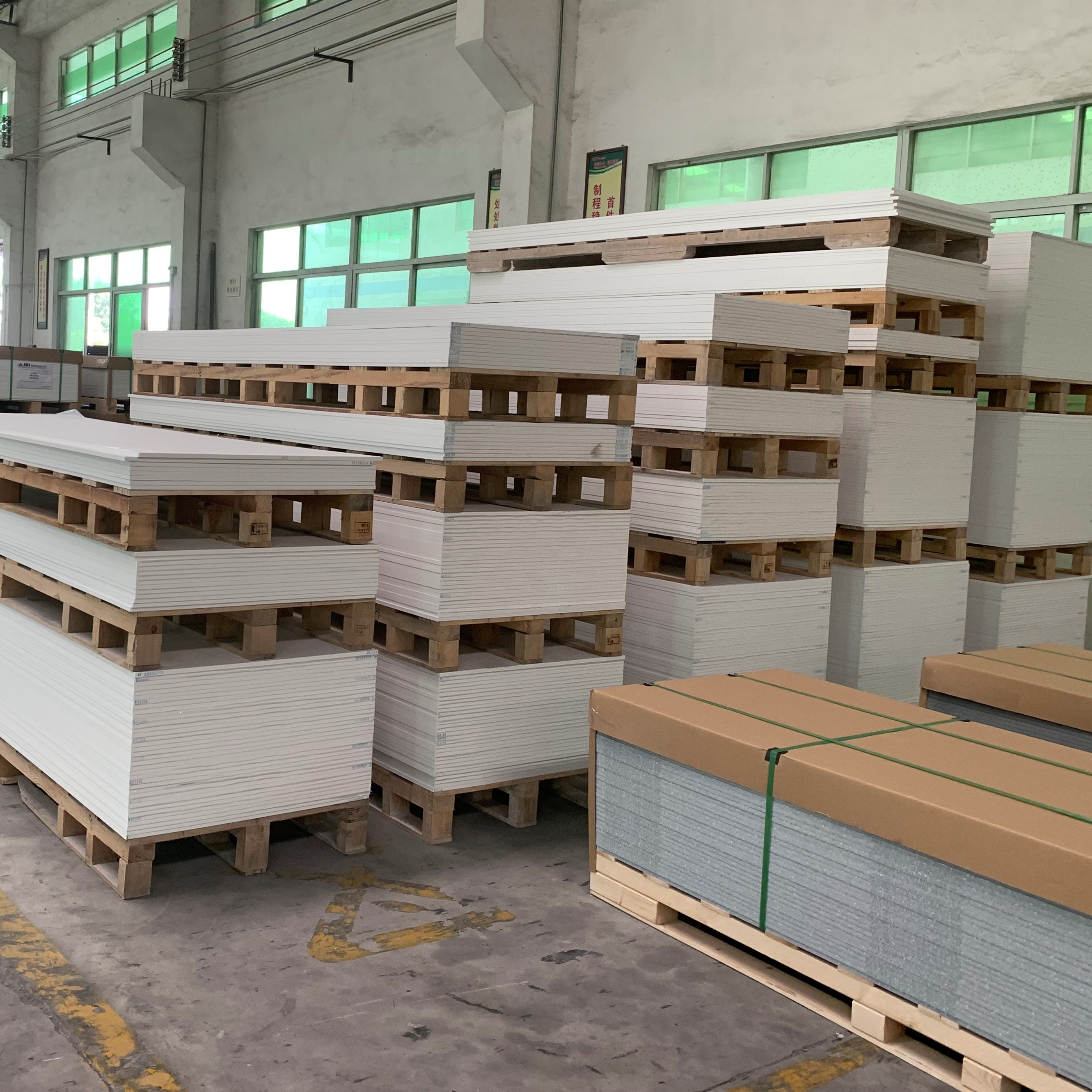 Hojas Superficies Solidas Piedra Artificial Para Cosina Encimera / Proyectos Y Mas