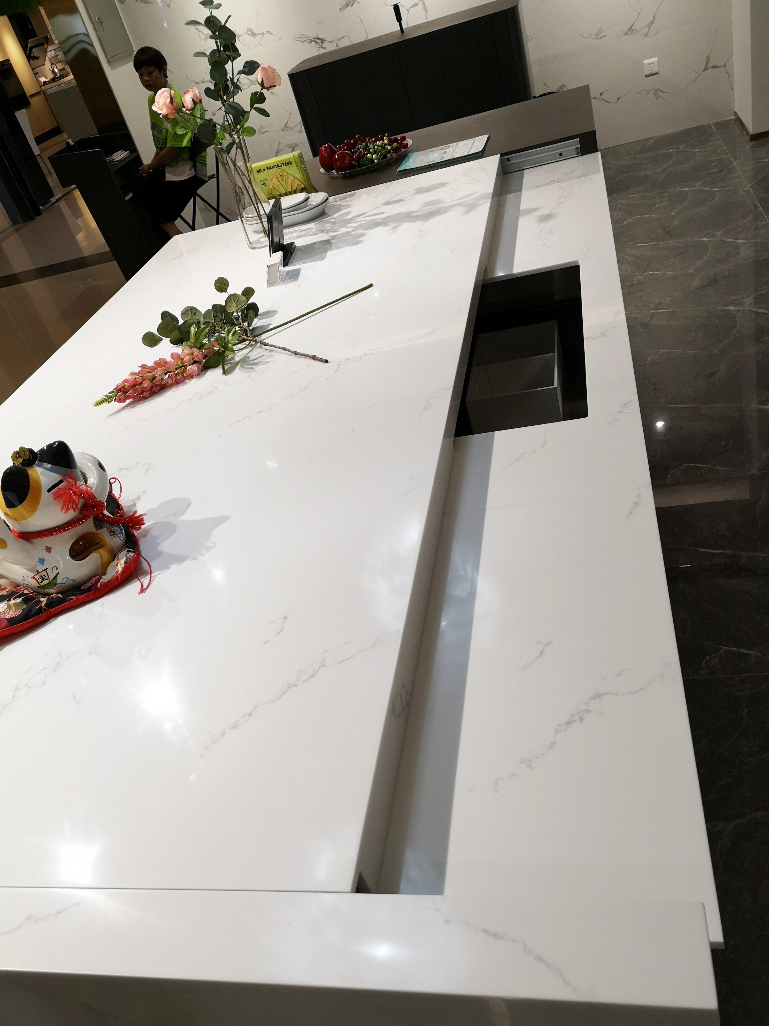 Hanex 6-30mm Épaisseur Durable Bon Prix Grossiste Solid Surface Vanity Top